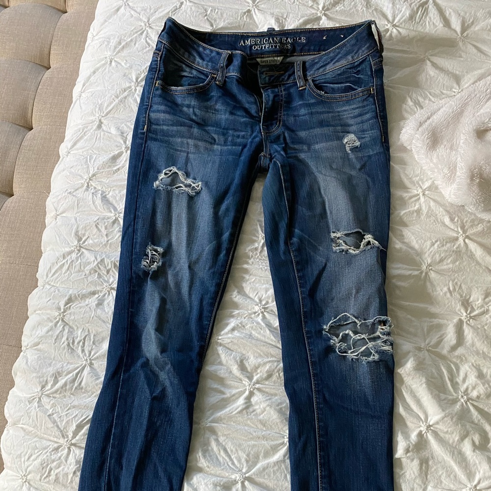 American Eagle Super Stretch Ripped Jeggings